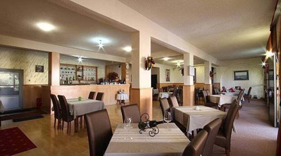 Grbalj Hotel