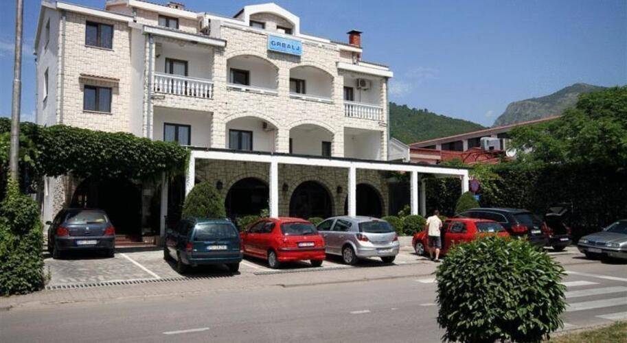 Grbalj Hotel