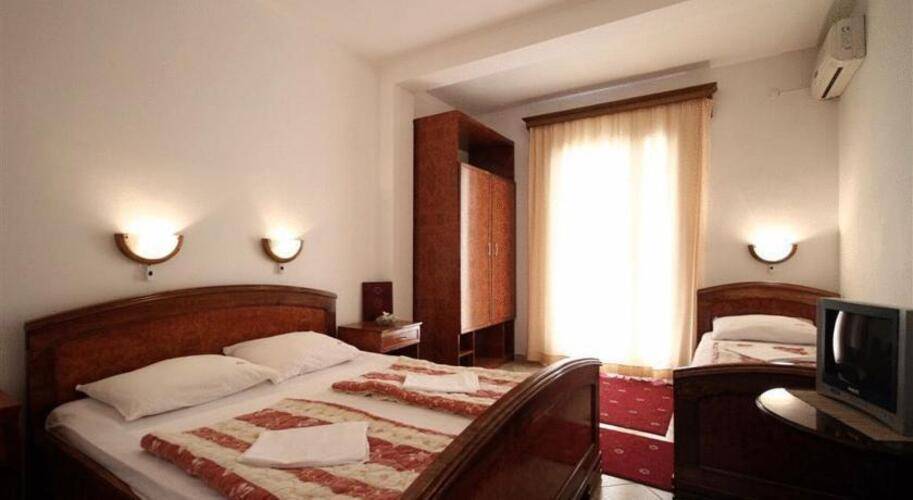 Grbalj Hotel
