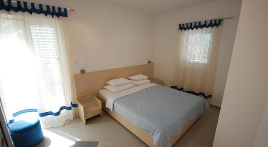 Springs Apartment
