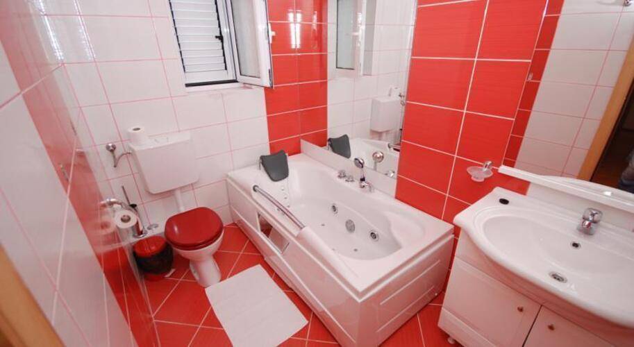 Springs Apartment