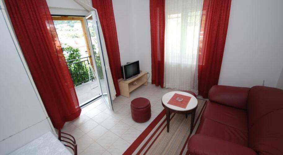 Springs Apartment