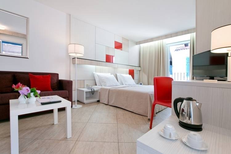 Slovenska Plaza Hotel