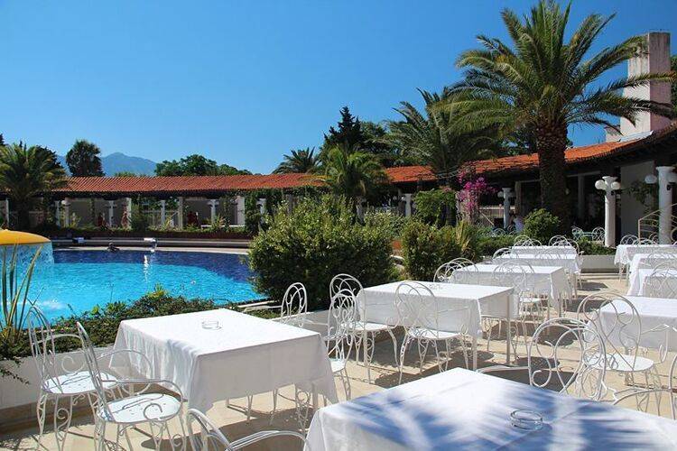 Slovenska Plaza Hotel