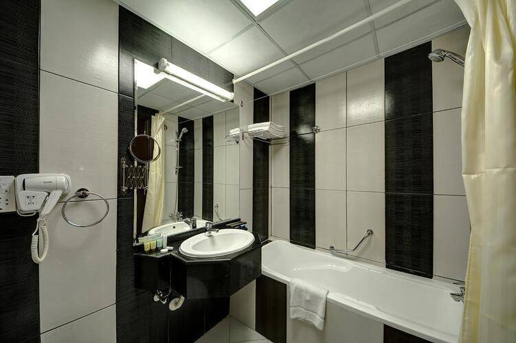 Delmon Palace Hotel
