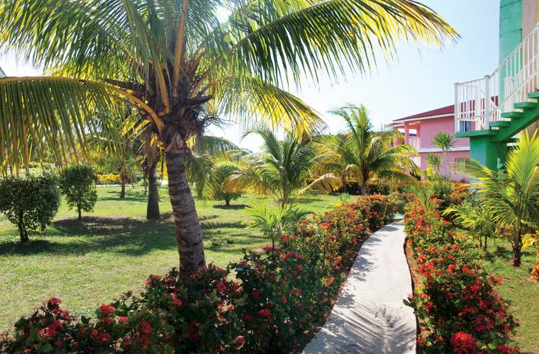 Memories Caribe Beach Resort (Adults Only 16+)