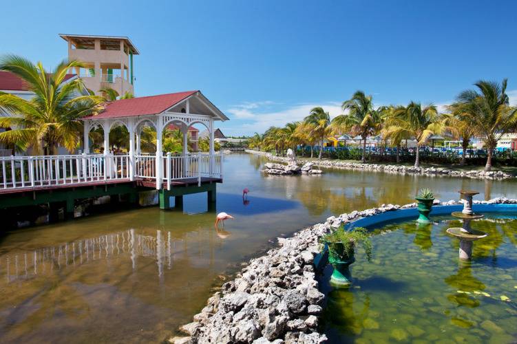 Memories Caribe Beach Resort (Adults Only 16+)