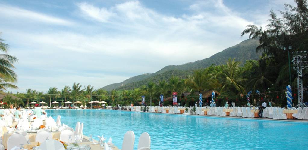 Diamond Bay Resort & Spa