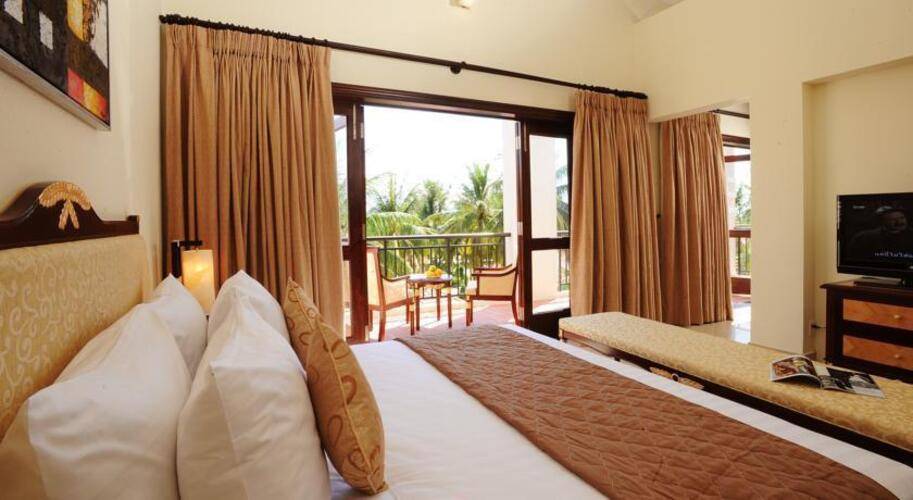 Diamond Bay Resort & Spa