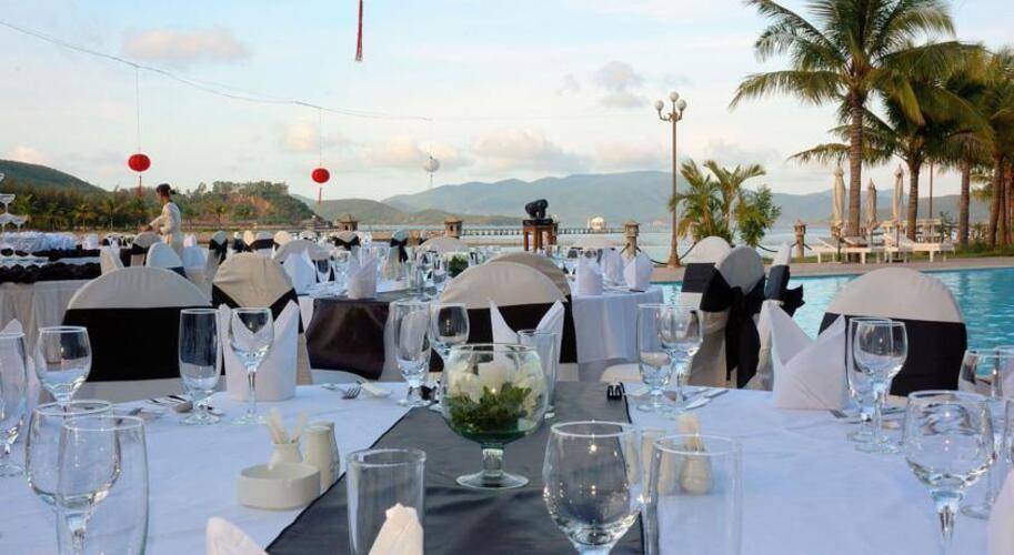 Diamond Bay Resort & Spa
