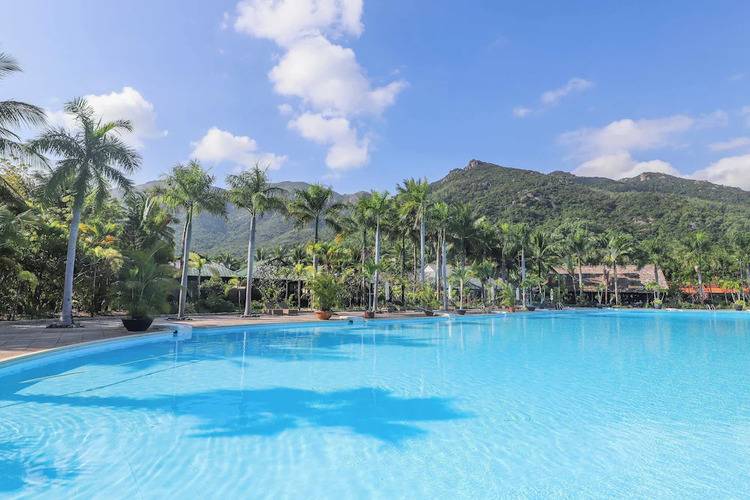 Diamond Bay Resort & Spa