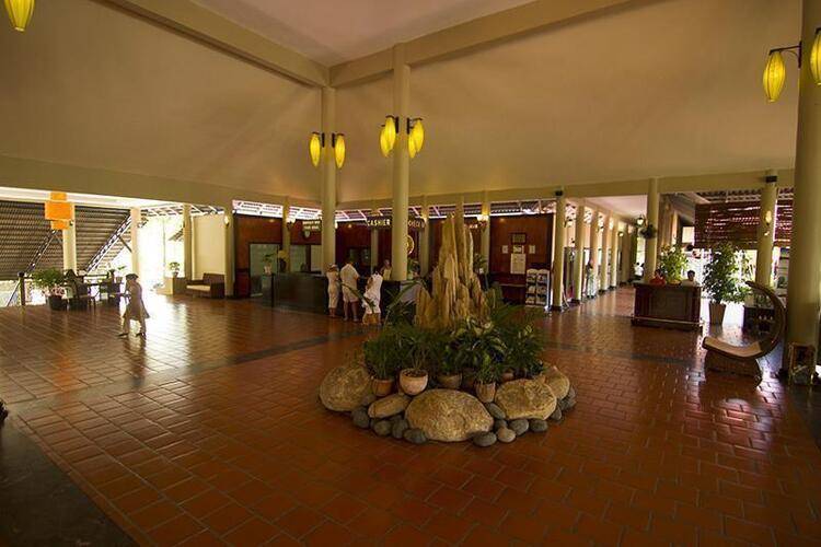 Diamond Bay Resort & Spa