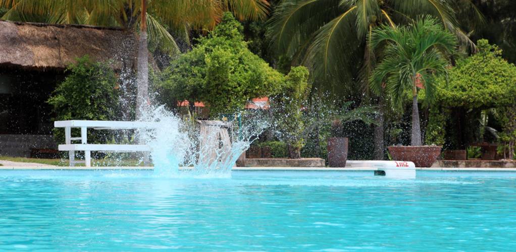 Diamond Bay Resort & Spa