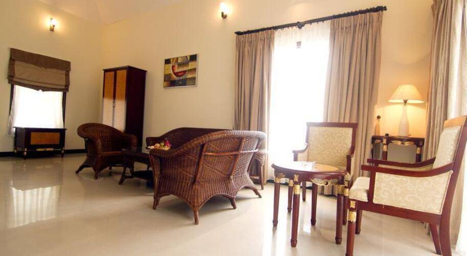 Diamond Bay Resort & Spa