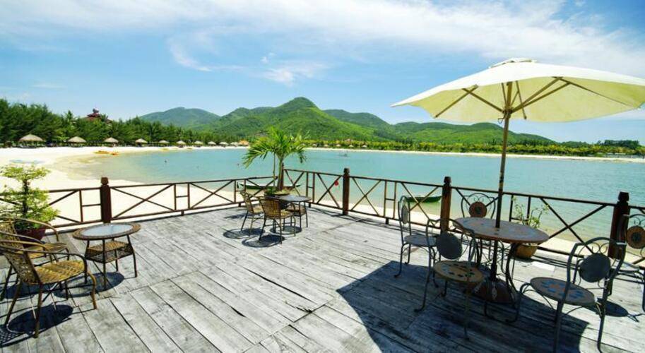 Diamond Bay Resort & Spa