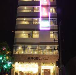 $item['hotel']['name']