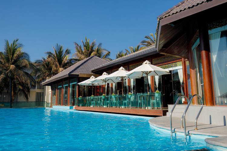 Villa Del Sol Beach Resort & Spa