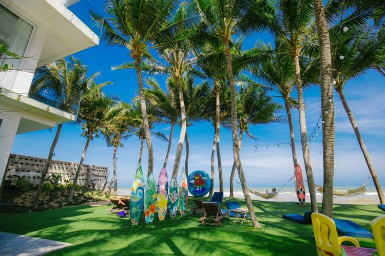 Villa Del Sol Beach Resort & Spa