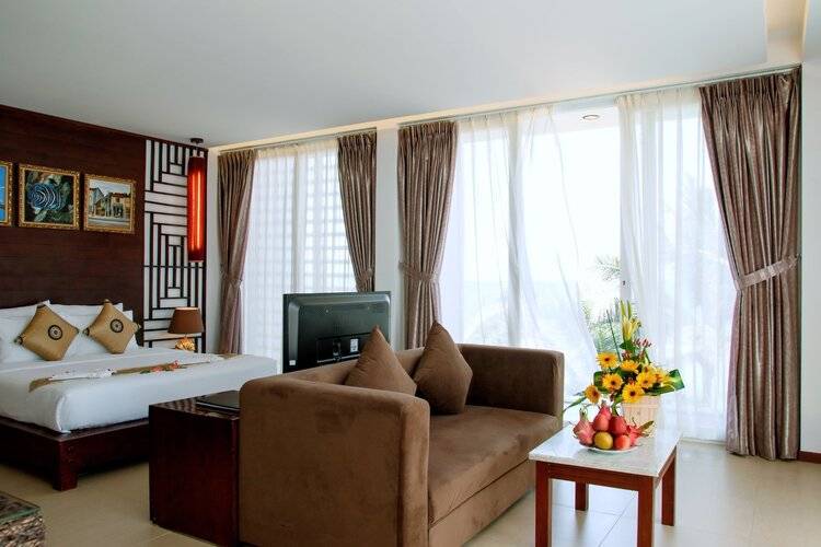 Villa Del Sol Beach Resort & Spa