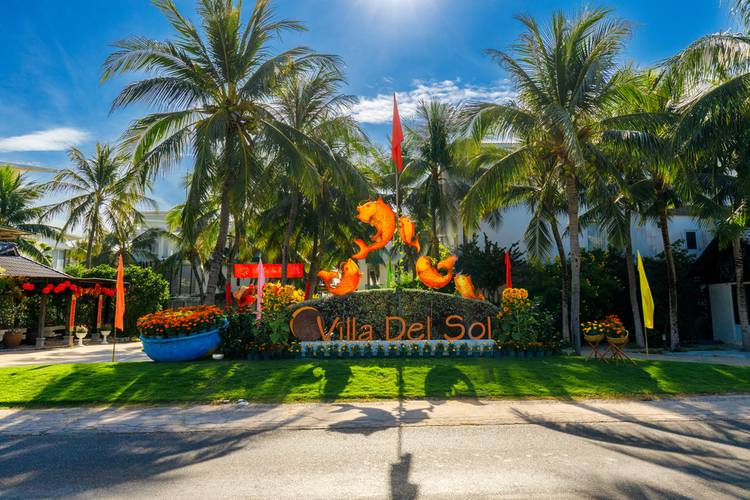 Villa Del Sol Beach Resort & Spa