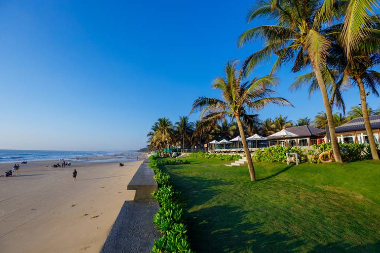 Villa Del Sol Beach Resort & Spa