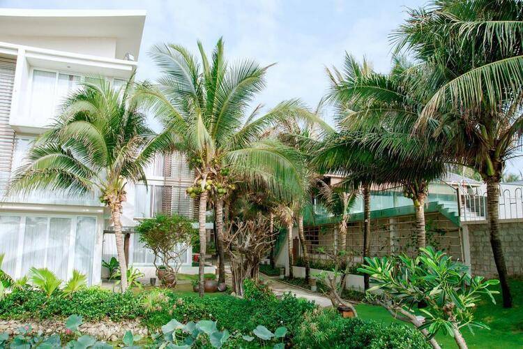 Villa Del Sol Beach Resort & Spa