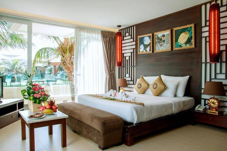 Villa Del Sol Beach Resort & Spa