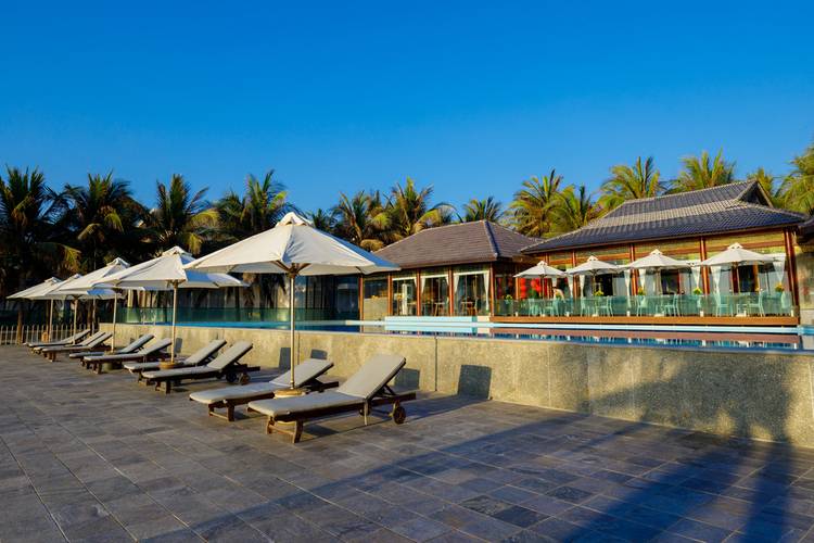 Villa Del Sol Beach Resort & Spa