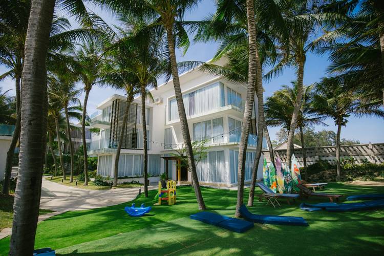 Villa Del Sol Beach Resort & Spa