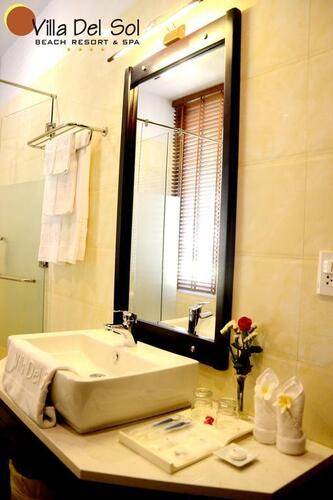 Villa Del Sol Beach Resort & Spa