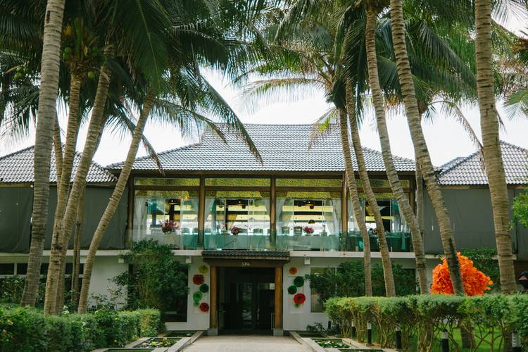 Villa Del Sol Beach Resort & Spa