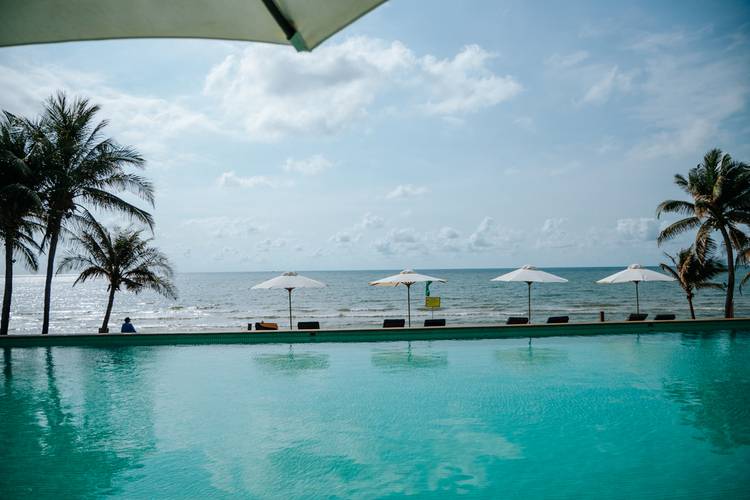 Villa Del Sol Beach Resort & Spa