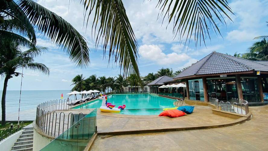 Villa Del Sol Beach Resort & Spa