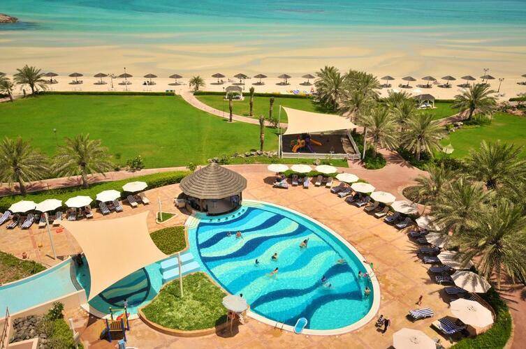 Danat Resort Jebel Dhanna