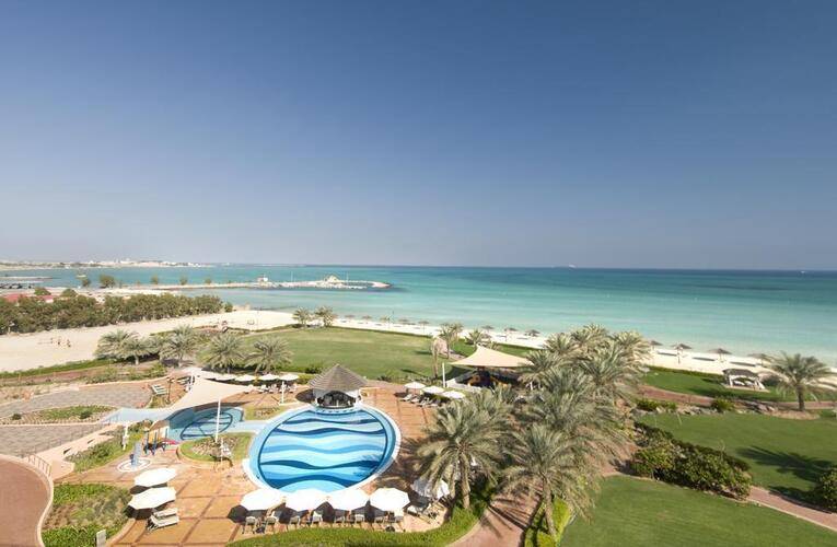 Danat Resort Jebel Dhanna