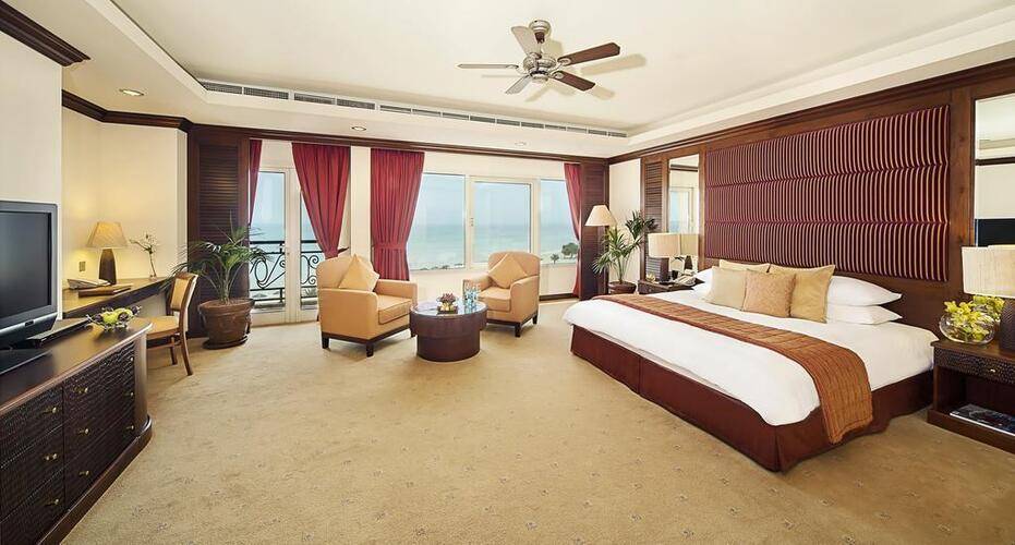 Danat Resort Jebel Dhanna
