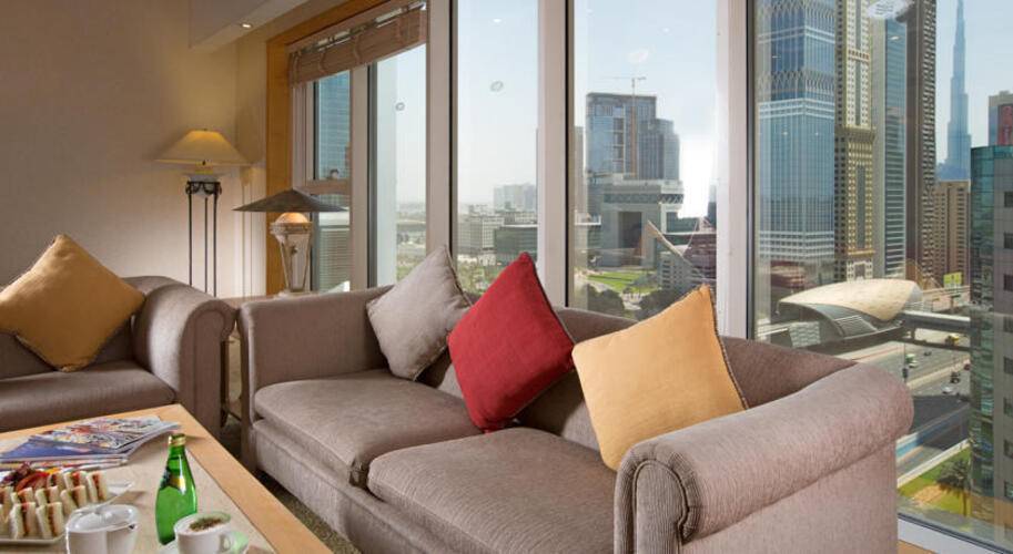 Millennium Plaza Downtown Hotel (Ex.Crowne Plaza Dubai Sheikh Zayed Road)