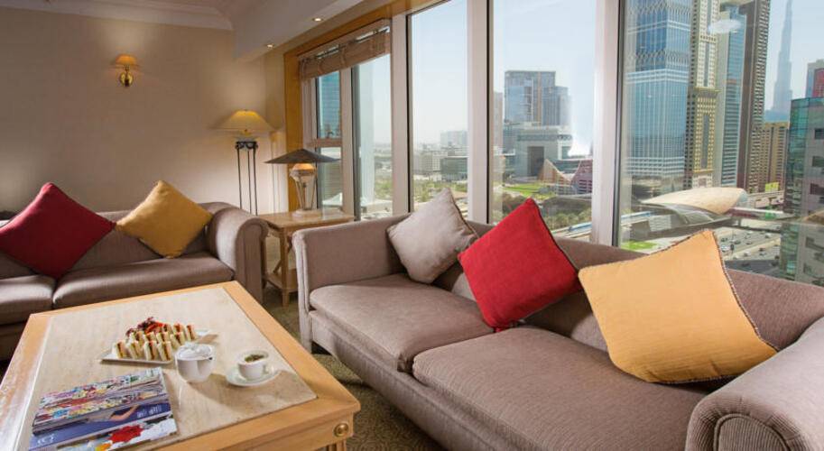 Millennium Plaza Downtown Hotel (Ex.Crowne Plaza Dubai Sheikh Zayed Road)