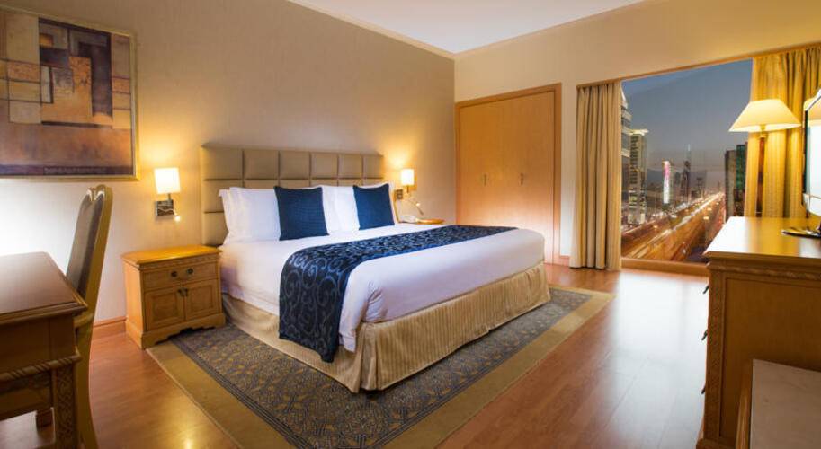 Millennium Plaza Downtown Hotel (Ex.Crowne Plaza Dubai Sheikh Zayed Road)