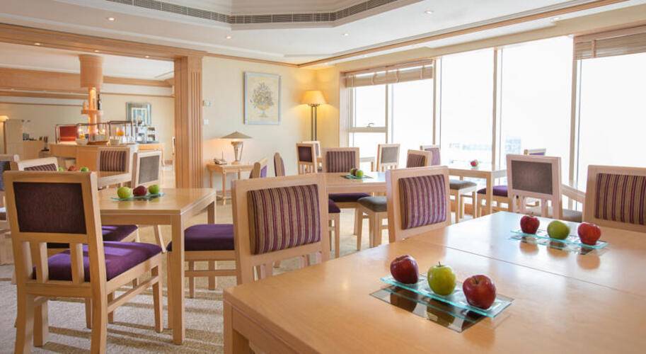 Millennium Plaza Downtown Hotel (Ex.Crowne Plaza Dubai Sheikh Zayed Road)
