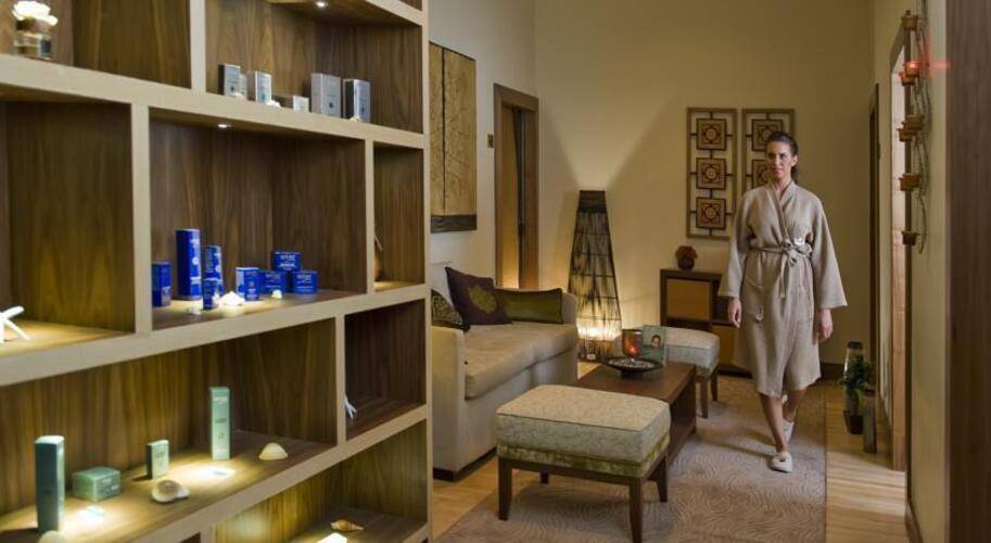 Millennium Plaza Downtown Hotel (Ex.Crowne Plaza Dubai Sheikh Zayed Road)