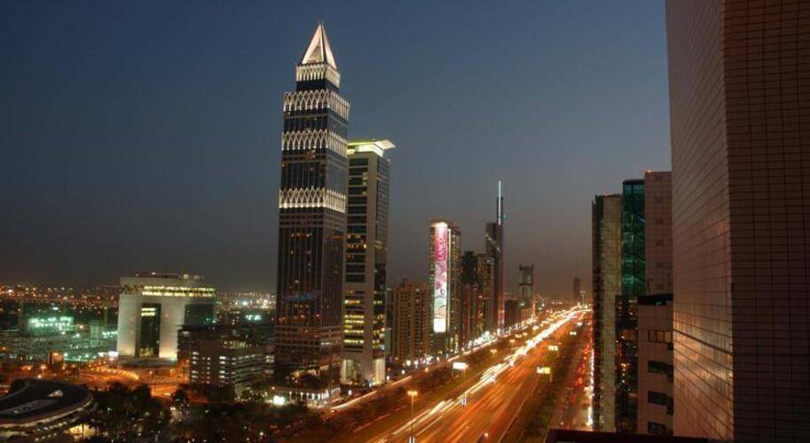 Millennium Plaza Downtown Hotel (Ex.Crowne Plaza Dubai Sheikh Zayed Road)