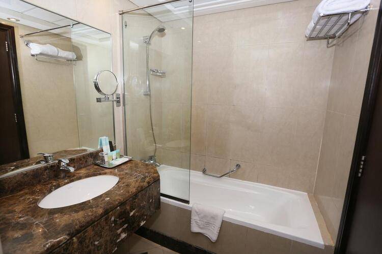 Al Hamra Hotel Sharjah
