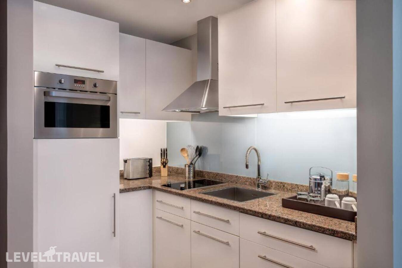 фотографии отеля Staybridge Suites Abu Dhabi Yas Island в ОАЭ(остров Яс) - фото №35