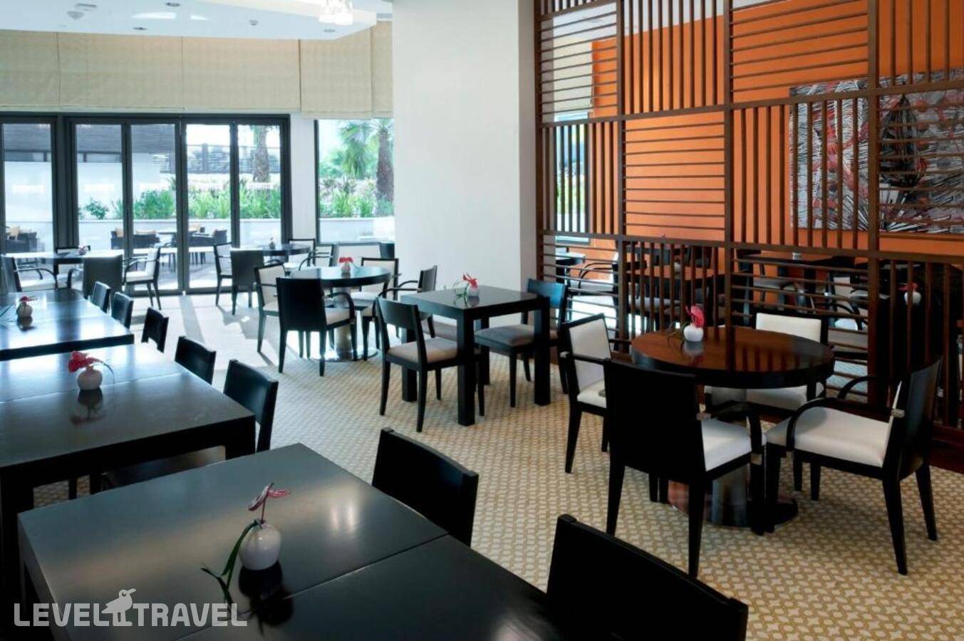 фотографии отеля Staybridge Suites Abu Dhabi Yas Island в ОАЭ(остров Яс) - фото №7