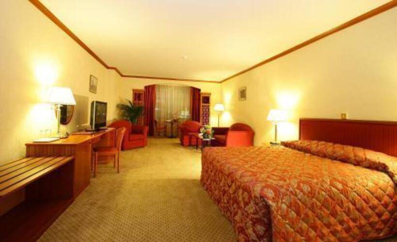 St. George Hotel