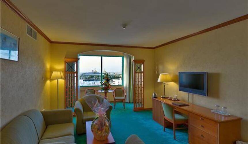 St. George Hotel