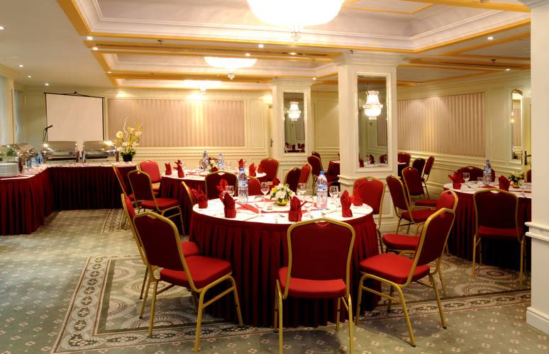 Admiral Plaza Hotel