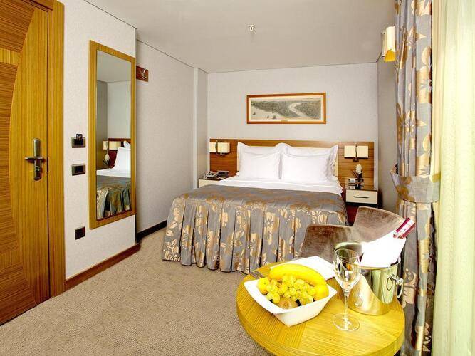Momento Istanbul Hotel