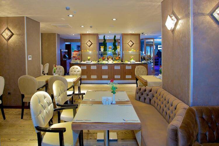 Momento Istanbul Hotel